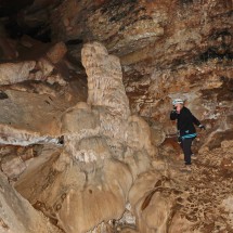Marion in the cave of the gorge Grau dels Avencs de la Febro